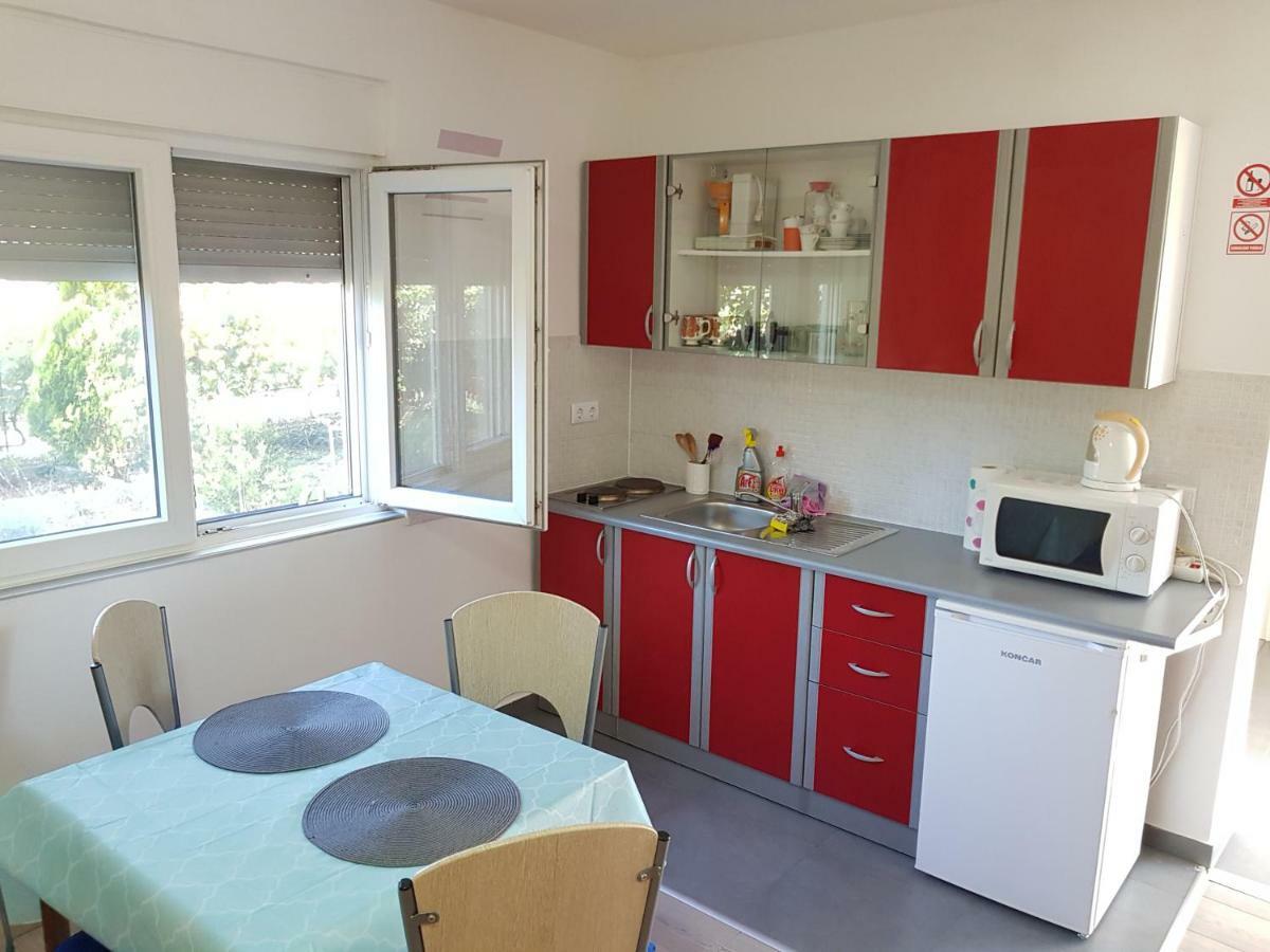 Apartment Brigitte Vrsi Ngoại thất bức ảnh